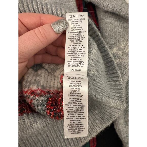 Cupcakes and Cashmere Holiday Pullover Sweater  XL Christmas Bulb Design Soft - Picture 5 of 9